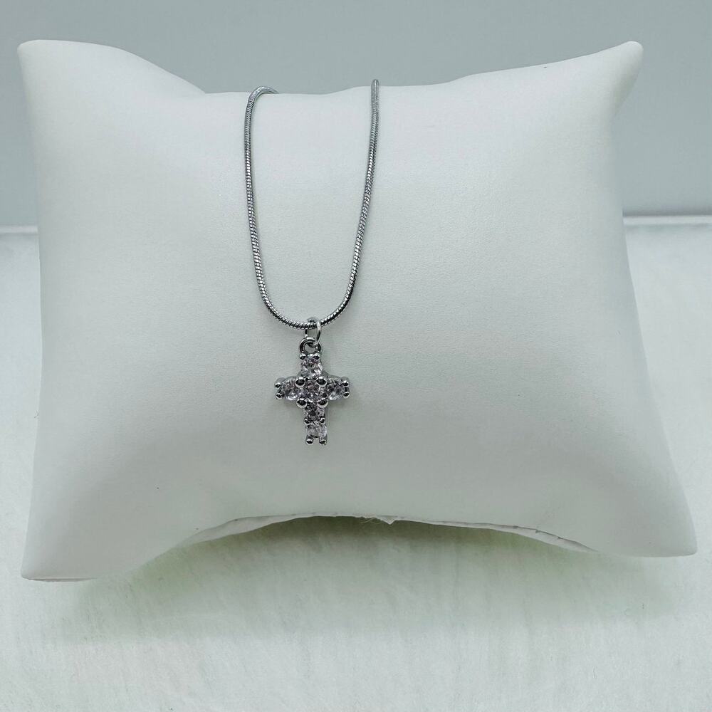 Women Cross Cubic Zirconia Pendant Necklace